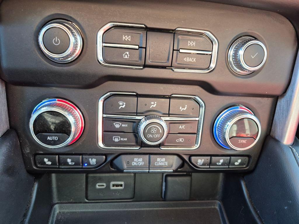 used 2024 GMC Yukon car