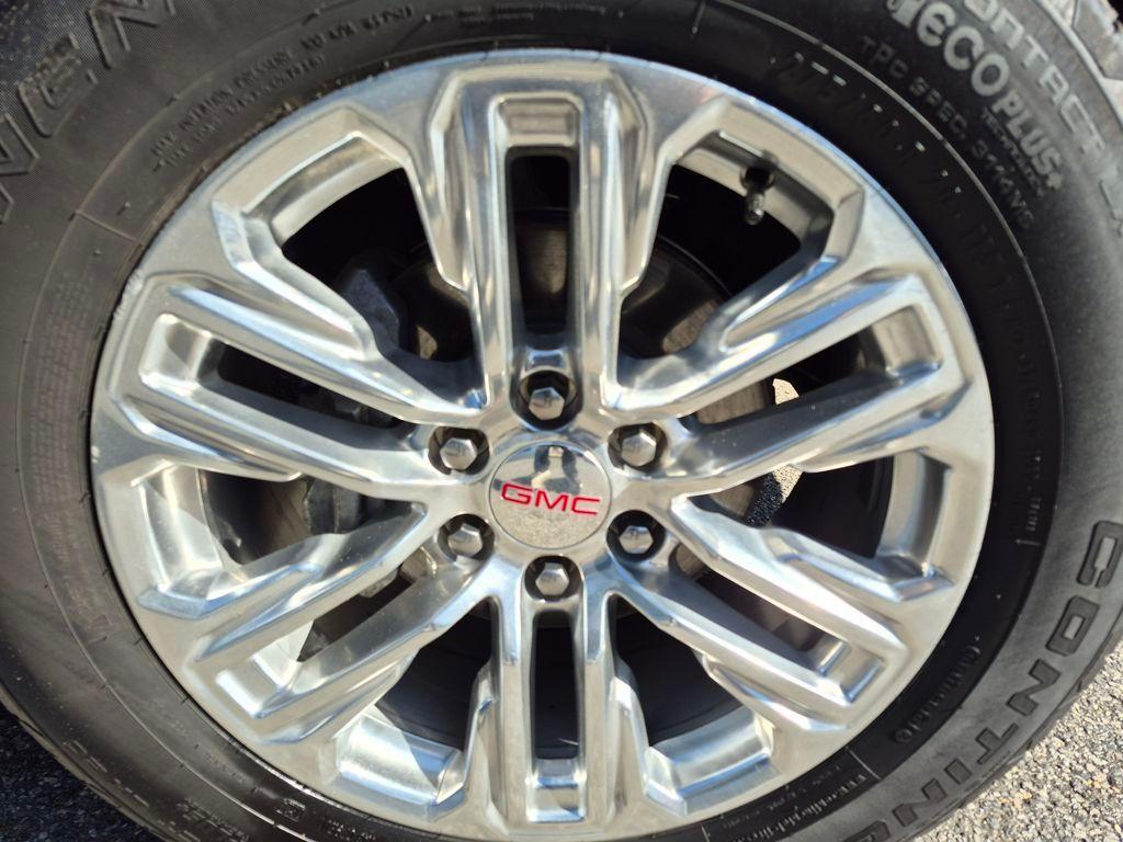 used 2024 GMC Yukon car