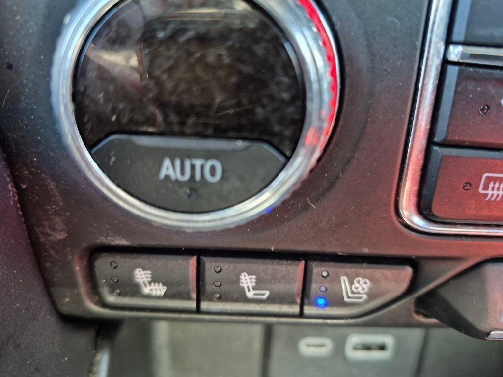 used 2024 GMC Yukon car