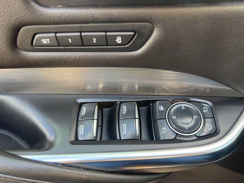 used 2024 Cadillac XT4 car, priced at $34,995