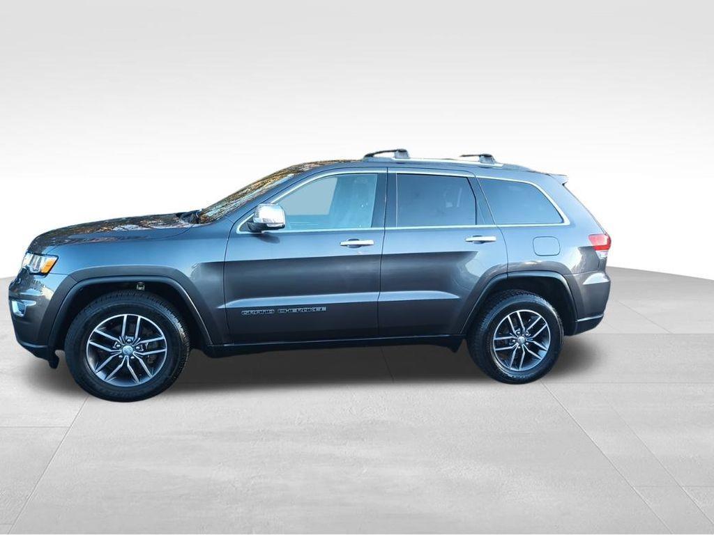 used 2017 Jeep Grand Cherokee car, priced at $14,500