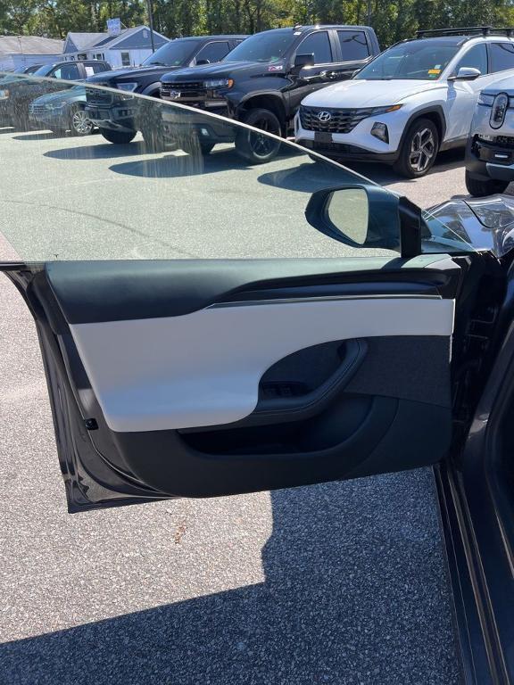 used 2021 Tesla Model S car, priced at $58,995
