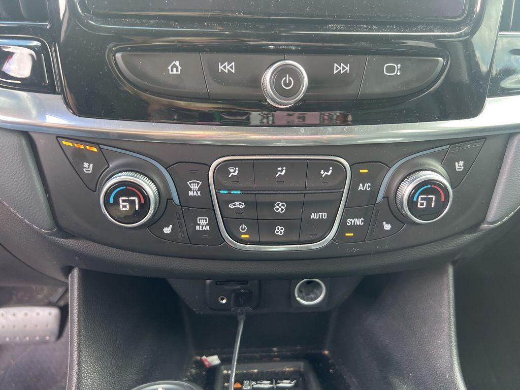 used 2020 Chevrolet Traverse car, priced at $28,995