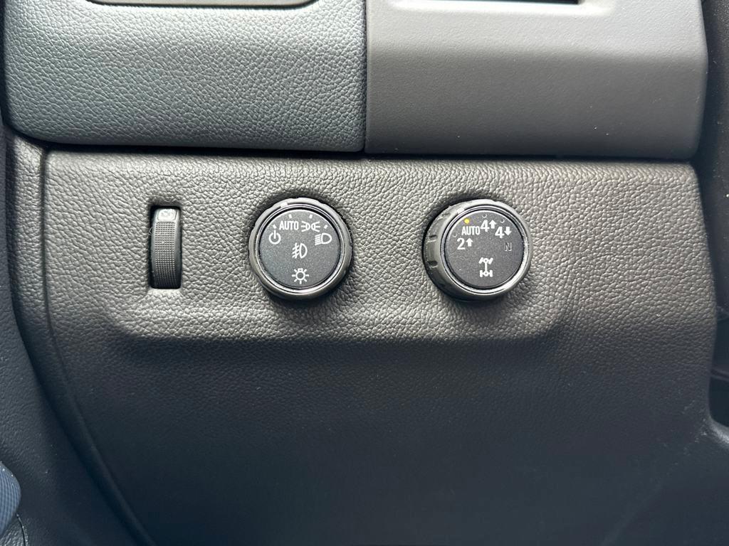 used 2021 Chevrolet Colorado car, priced at $30,988