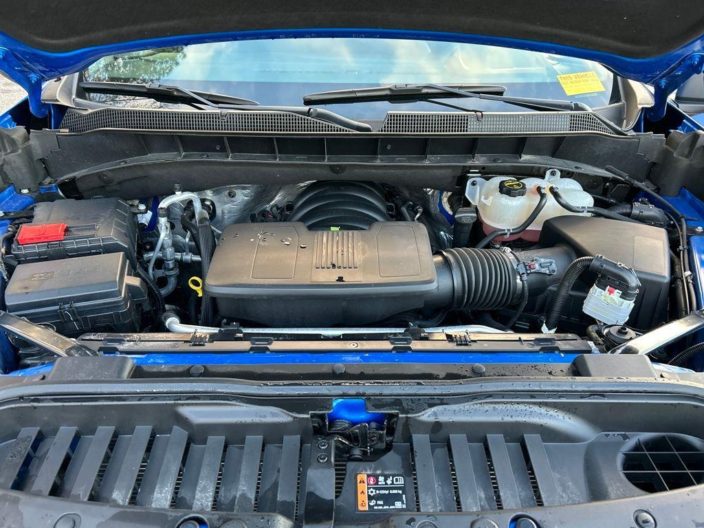 used 2025 Chevrolet Silverado 1500 car, priced at $40,995