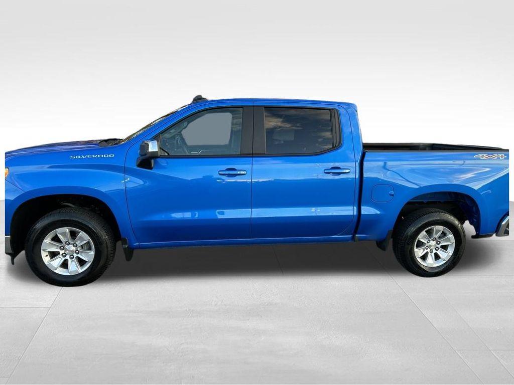 used 2025 Chevrolet Silverado 1500 car, priced at $40,995