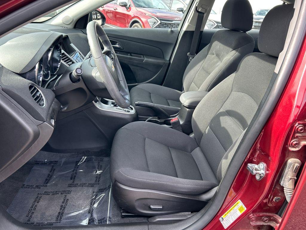 used 2016 Chevrolet Cruze Limited car, priced at $11,000