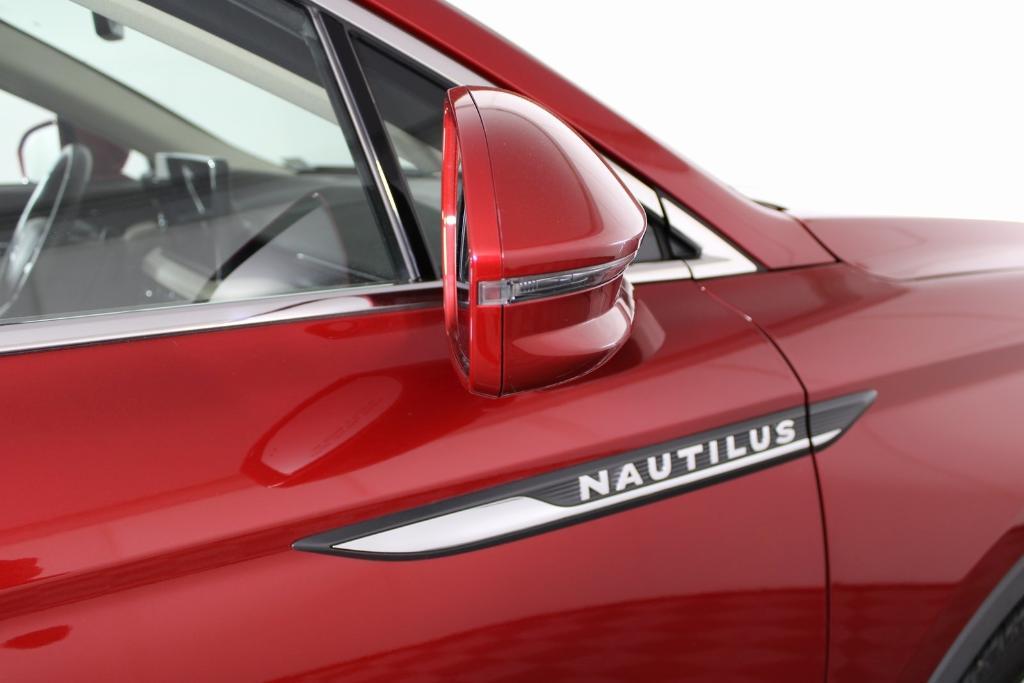 used 2021 Lincoln Nautilus car, priced at $31,500