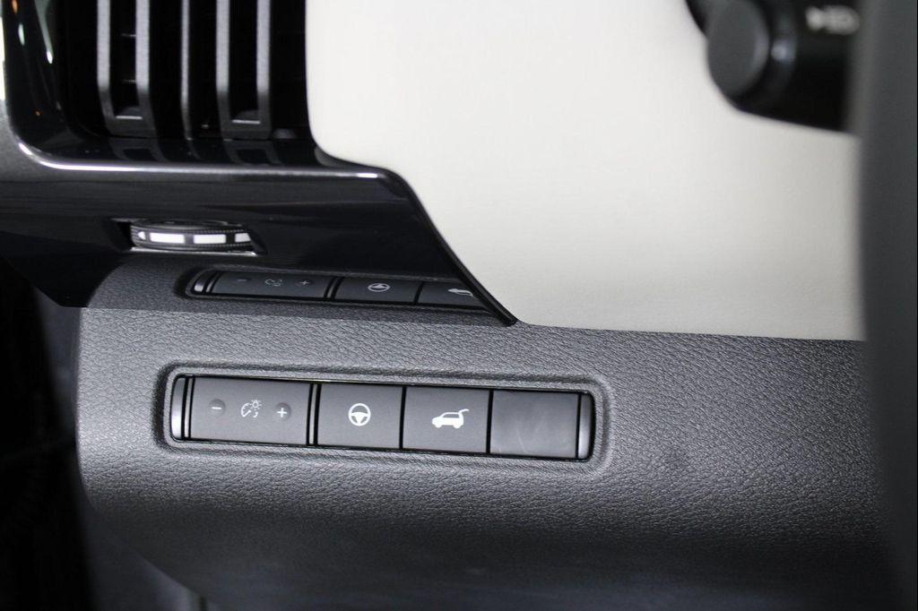 new 2025 Nissan Pathfinder car, priced at $36,561