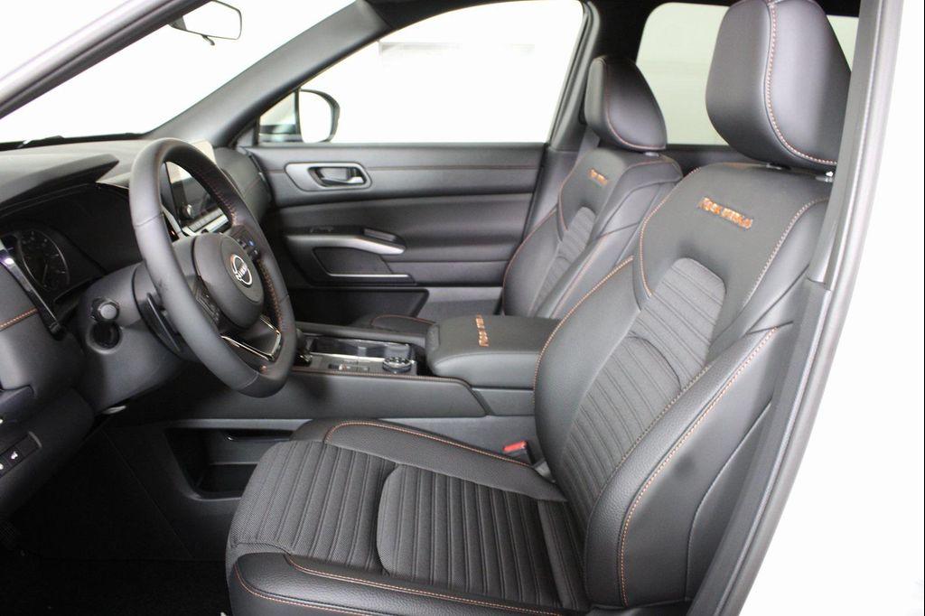 new 2025 Nissan Pathfinder car, priced at $42,348