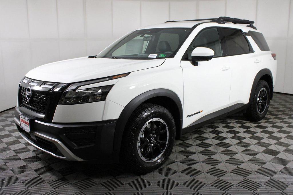 new 2025 Nissan Pathfinder car, priced at $42,348