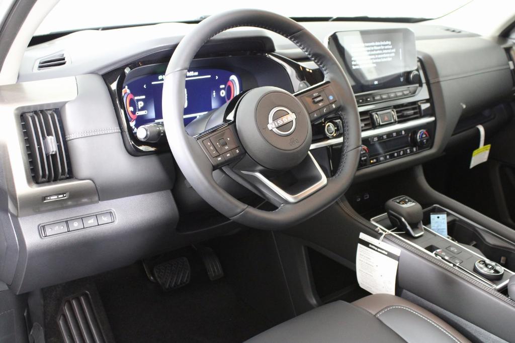 new 2024 Nissan Pathfinder car, priced at $45,840