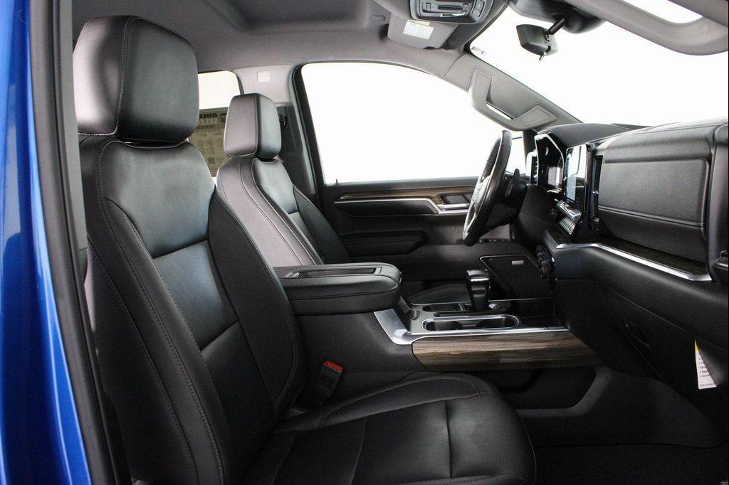 used 2022 Chevrolet Silverado 1500 car, priced at $43,976
