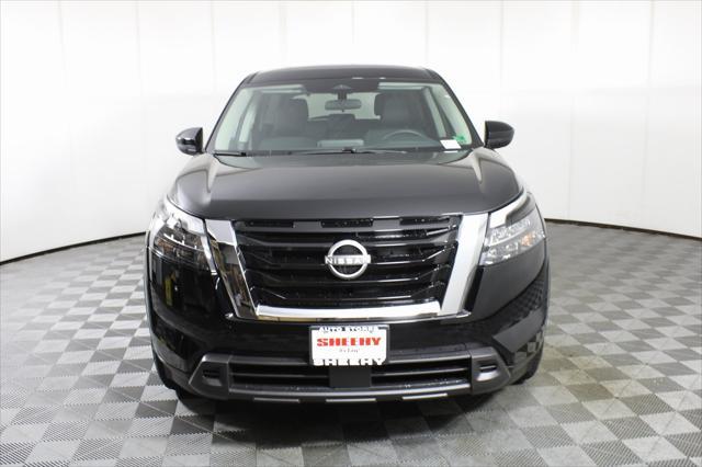 new 2025 Nissan Pathfinder car, priced at $36,513