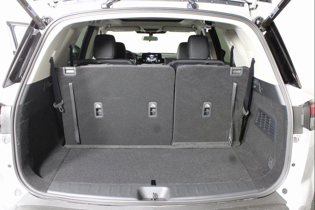 new 2025 Nissan Pathfinder car, priced at $41,552