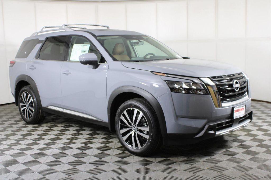 new 2025 Nissan Pathfinder car, priced at $44,209