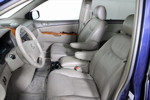 used 2007 Toyota Sienna car, priced at $6,890