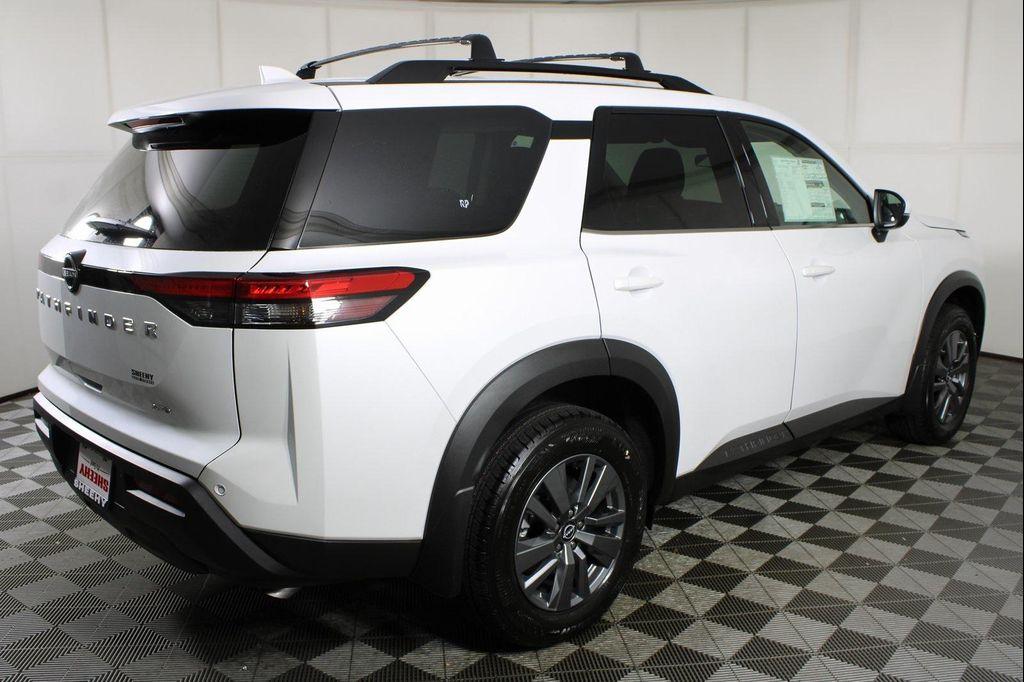 new 2025 Nissan Pathfinder car, priced at $40,171