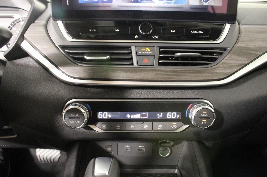 new 2025 Nissan Altima car, priced at $27,340
