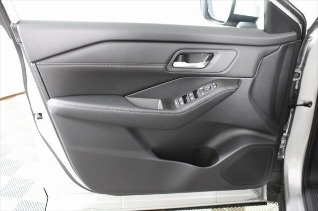 new 2025 Nissan Rogue car, priced at $32,146