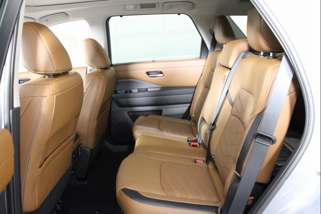 new 2025 Nissan Pathfinder car, priced at $48,846