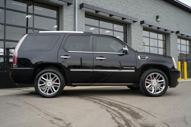 used 2014 Cadillac Escalade car, priced at $20,500