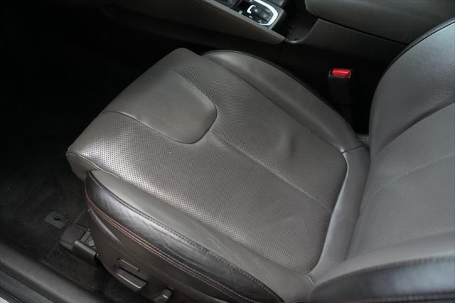 used 2019 Hyundai Santa Fe car, priced at $19,195