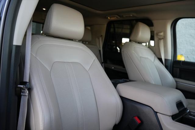 used 2024 Ford Expedition car, priced at $53,500