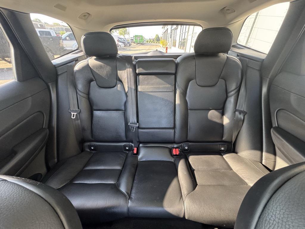used 2021 Volvo XC60 Recharge Plug-In Hybrid car, priced at $28,500