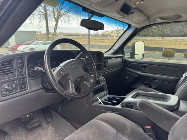 used 2006 GMC Sierra 2500 car, priced at $12,995