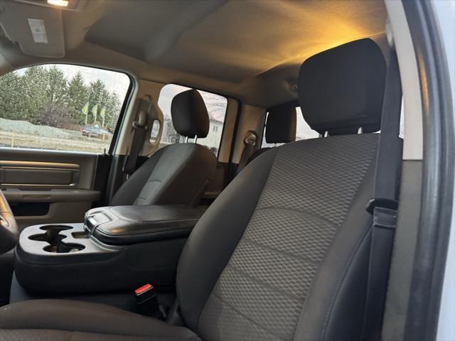 used 2019 Ram 1500 Classic car, priced at $27,995