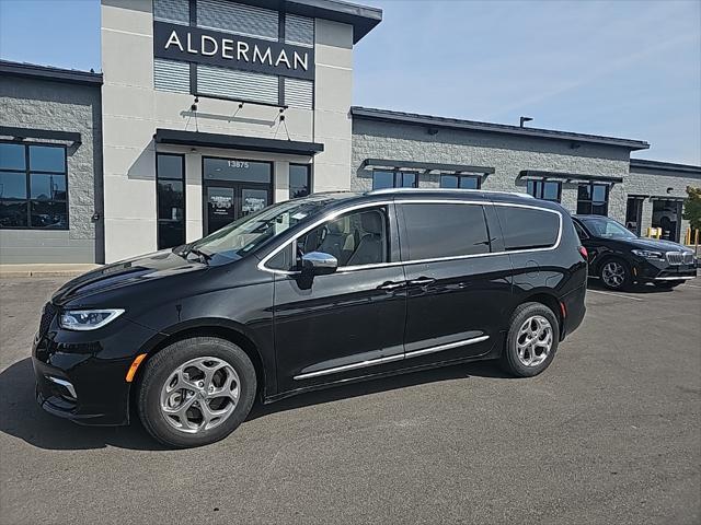 used 2021 Chrysler Pacifica car, priced at $27,370