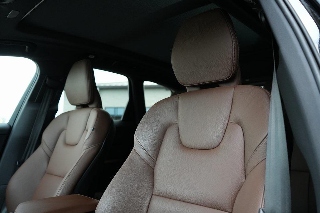 used 2023 Volvo XC60 car, priced at $28,290