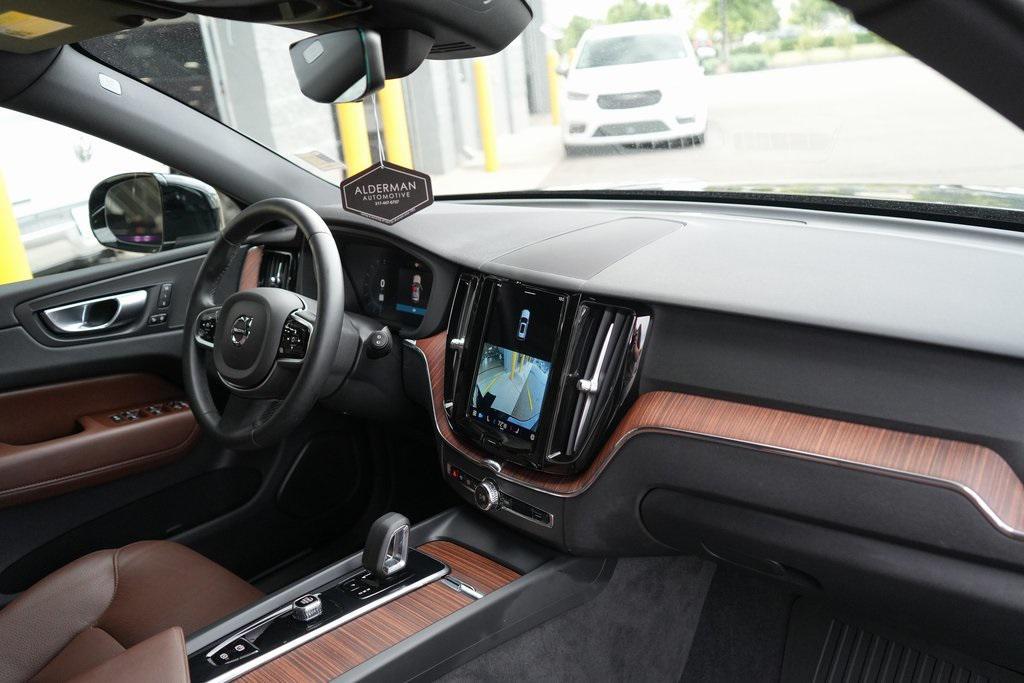 used 2023 Volvo XC60 car, priced at $28,290