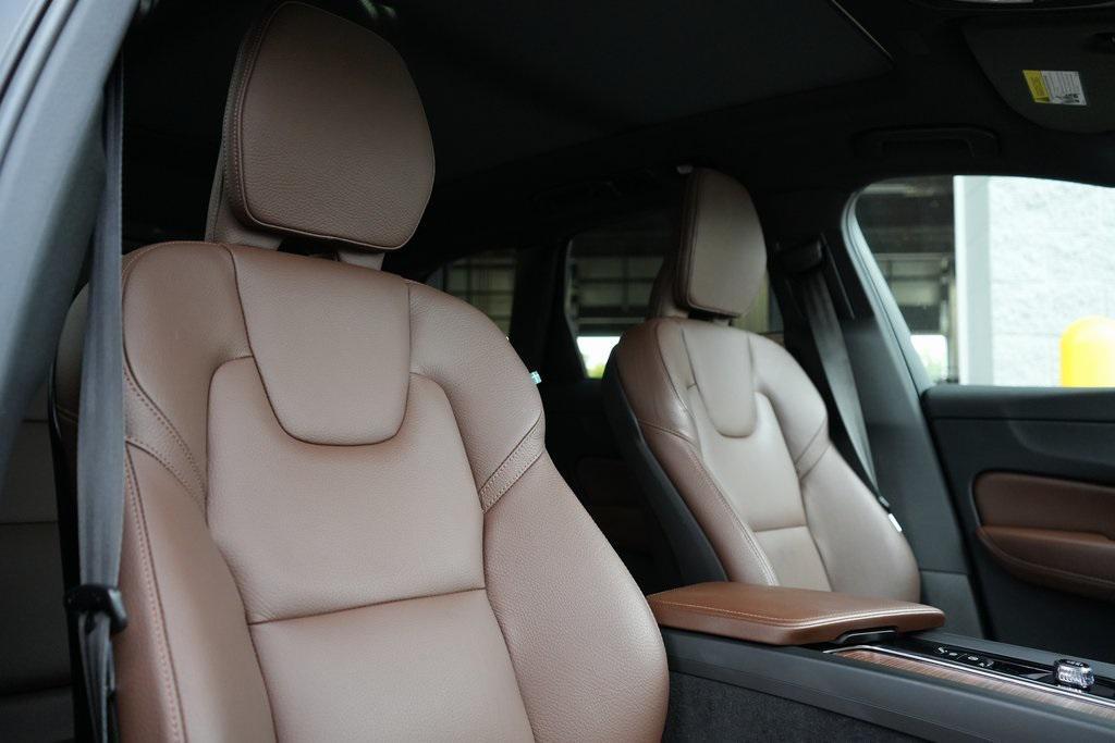 used 2023 Volvo XC60 car, priced at $28,290