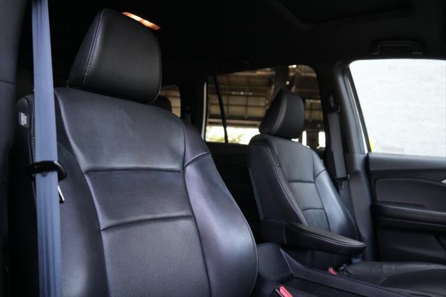 used 2023 Honda Passport car, priced at $34,000