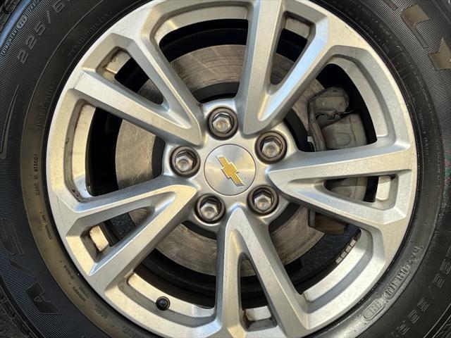 used 2017 Chevrolet Equinox car, priced at $11,500