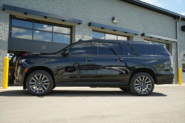 used 2021 Cadillac Escalade ESV car, priced at $65,995