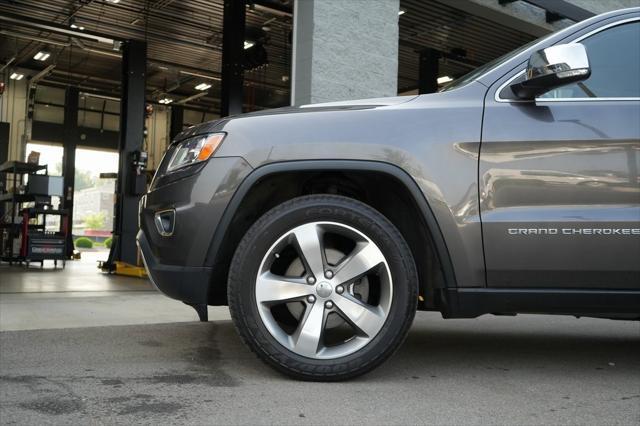 used 2015 Jeep Grand Cherokee car, priced at $16,000