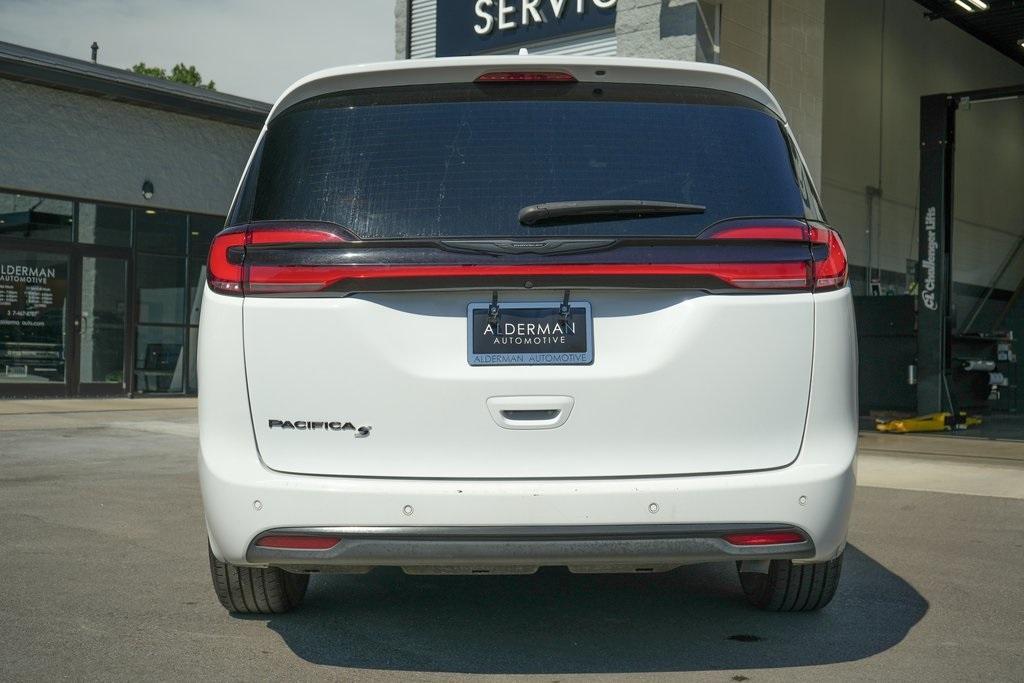 used 2021 Chrysler Pacifica car, priced at $24,995