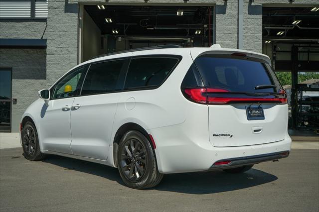 used 2021 Chrysler Pacifica car, priced at $24,500