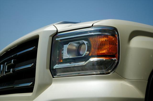 used 2015 GMC Sierra 1500 car, priced at $23,000