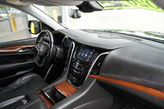 used 2020 Cadillac Escalade ESV car, priced at $31,500