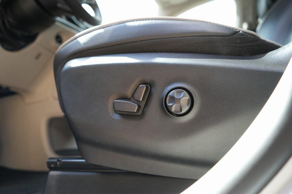 used 2023 Chrysler Pacifica car, priced at $30,000