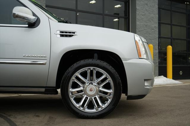 used 2013 Cadillac Escalade car, priced at $17,995