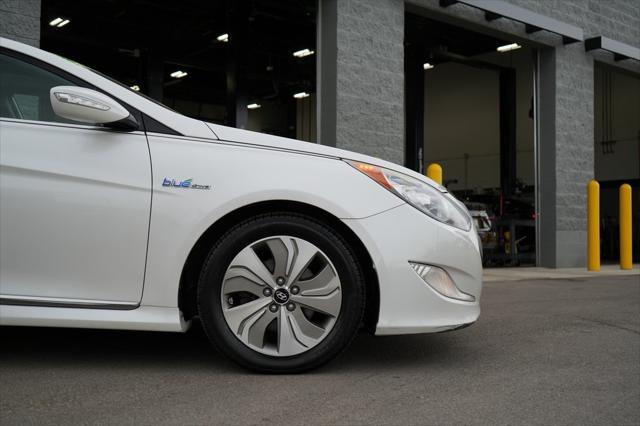 used 2014 Hyundai Sonata Hybrid car, priced at $6,500