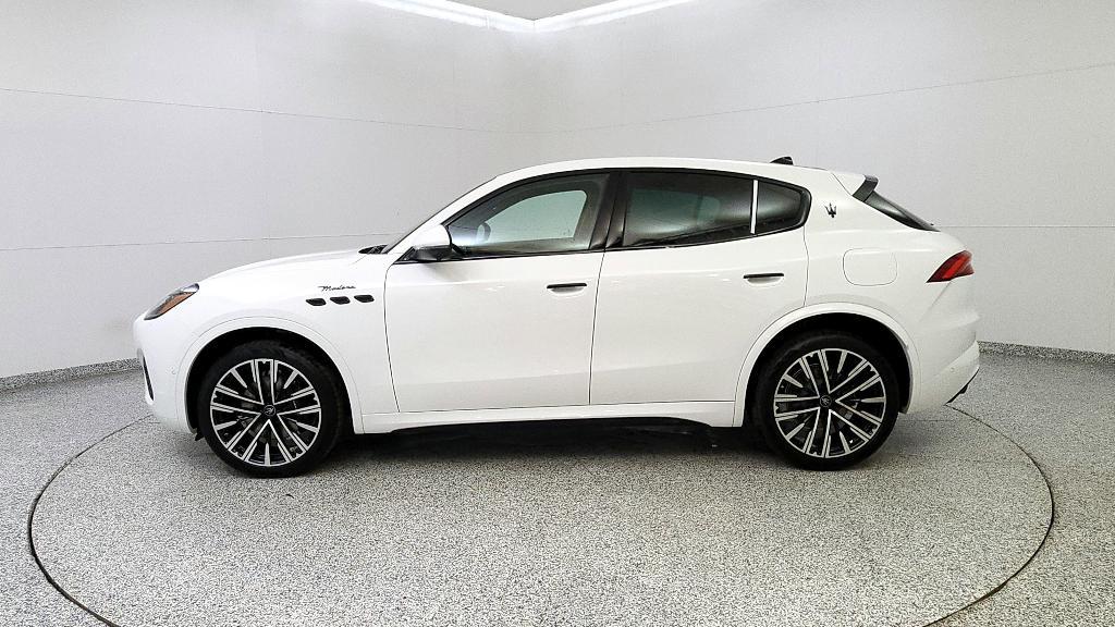 new 2025 Maserati Grecale car, priced at $88,805