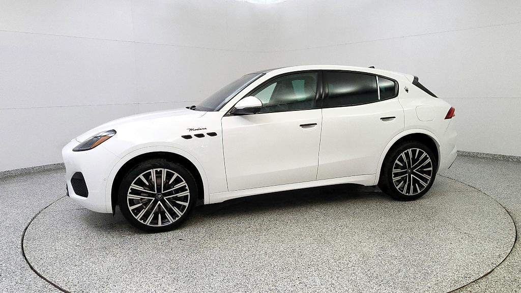 new 2025 Maserati Grecale car, priced at $88,805