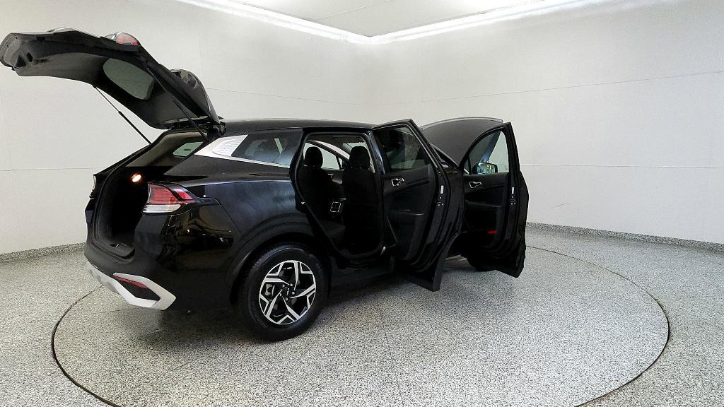 used 2024 Kia Sportage car, priced at $18,529