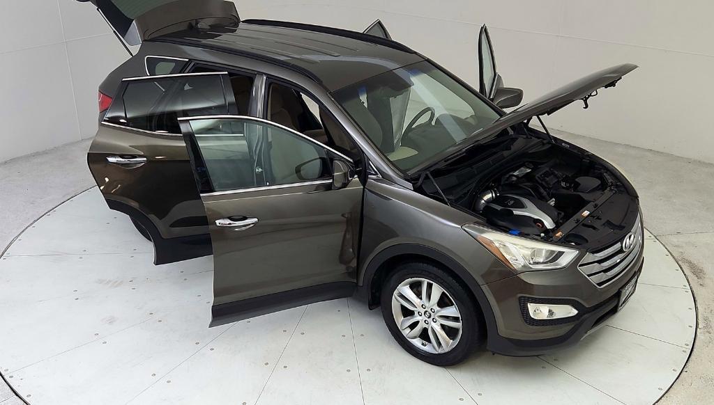 used 2013 Hyundai Santa Fe car, priced at $7,700